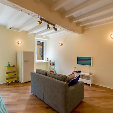 דירה Buro Nel Borgo פארמה