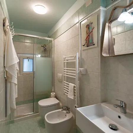 Buro Nel Borgo Apartment